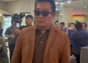 Ridwan-Kamil-Berkacamata-Hitam-di-Baresrkim