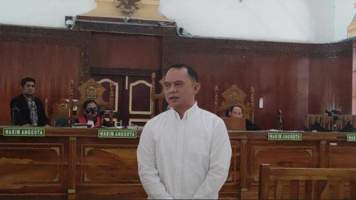 Bupati-Labuhanbatu-nonaktif-Erik-Adtrada-Ritonga