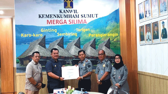 Sumatera Utara Bangga, Gunungsitoli Terima Piagam Penghargaan KKP HAM Tahun 2022 37 Penghargaan-KKP-HAM-Kepada-Pemko-Gunungsitoli