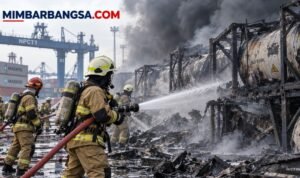Kebakaran 51 isotank dan satu kontainer DG di Terminal NPCT1 Tanjung Priok Jakarta Utara